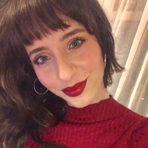 Meet your Posher, Julia